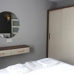 Отель Cosy *