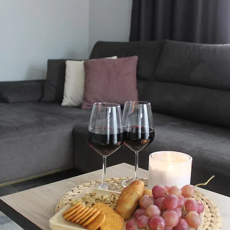 Отель Cosy *